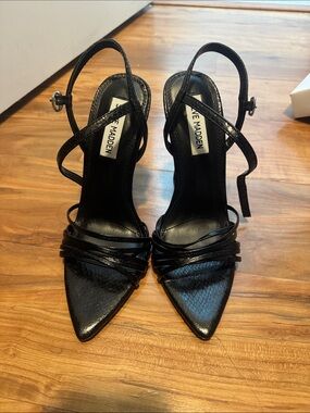 Steve Madden Black Strappy Pointed-Toe WENDY Slingback Heels